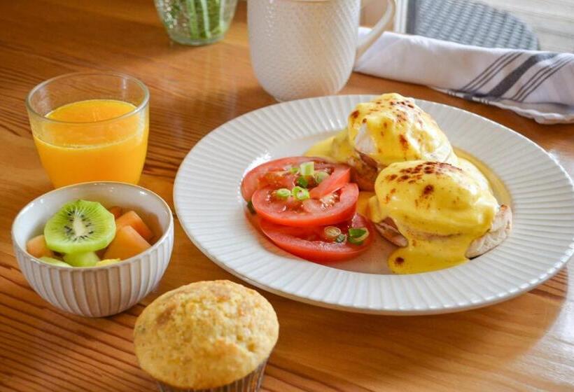 בית מלון כפרי The Grape Leaf Inn