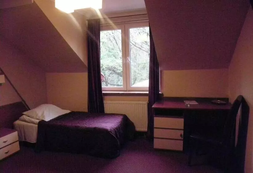 Motel Tower