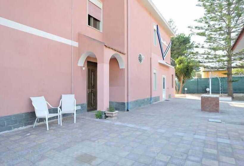 ペンション Guesthouse Villa Kaos