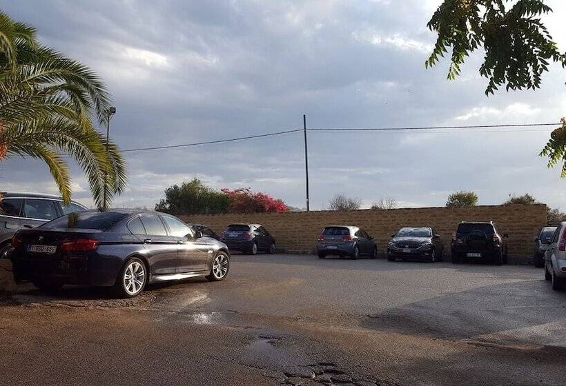 ペンション Guesthouse Villa Kaos