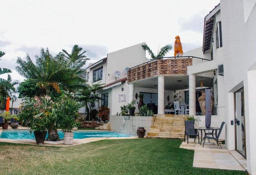 بنسيون La Dolce Vita Umhlanga Guesthouse