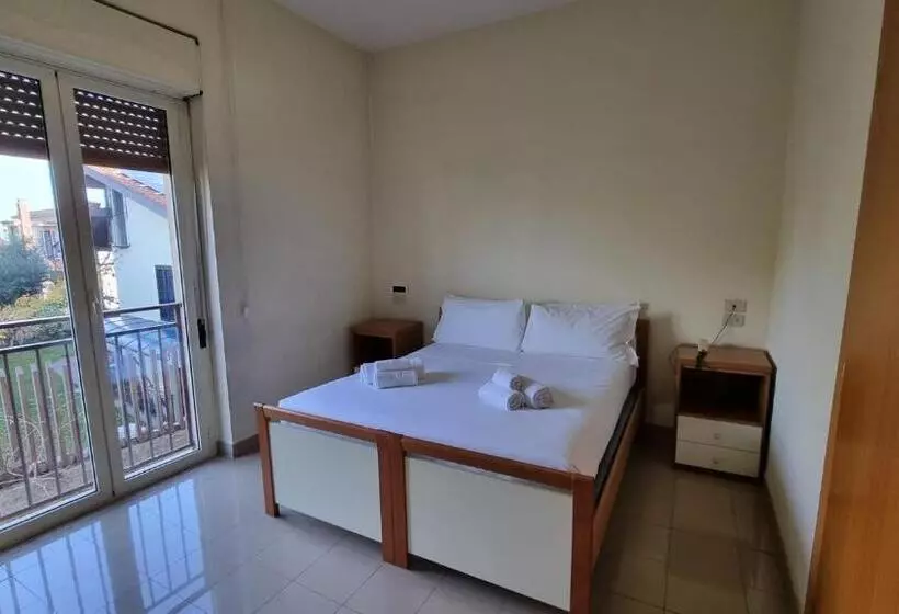 Retkeilymaja Ah Roma