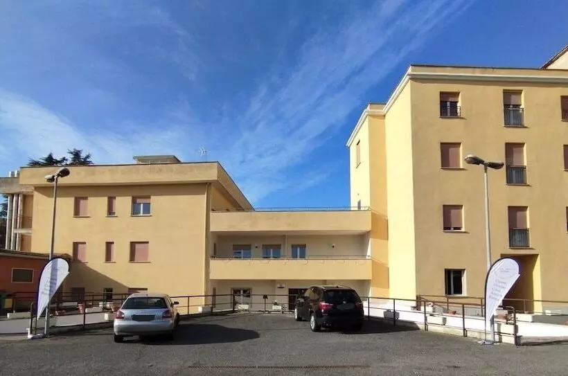 Retkeilymaja Ah Roma