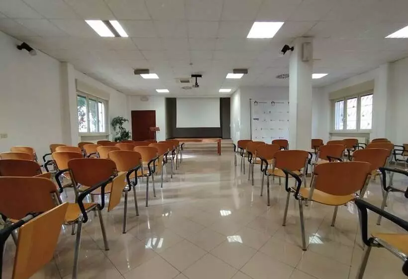 Retkeilymaja Ah Roma