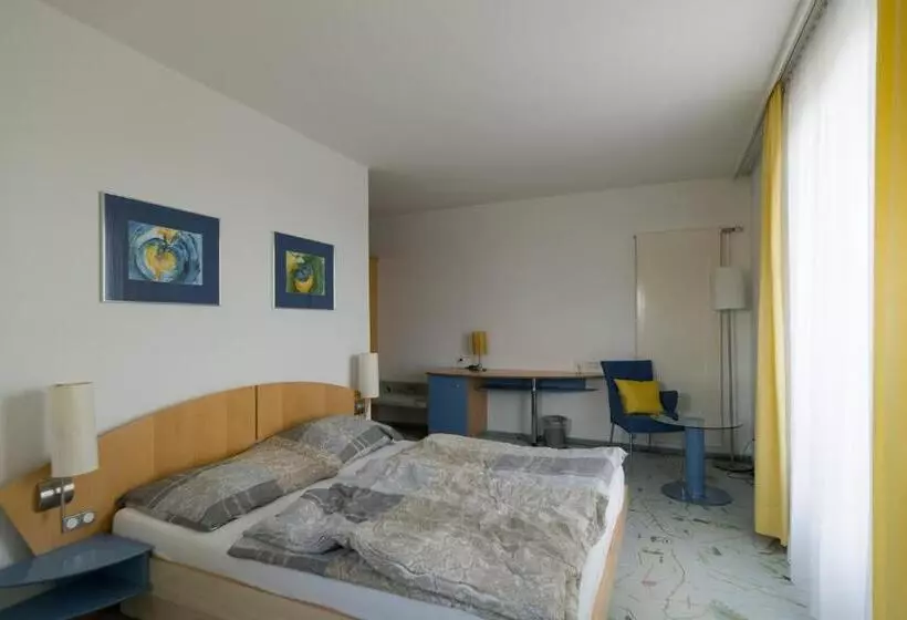 Aamiaismajoitus (B&B) Zweibettzimmer Am Bauernhof Mit Tieren