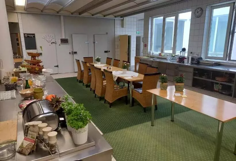 Aamiaismajoitus (B&B) Zweibettzimmer Am Bauernhof Mit Tieren