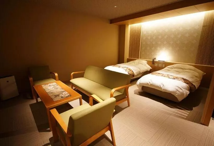 Hotelli 京ごはんと露天風呂の宿 ゆのはな 月や