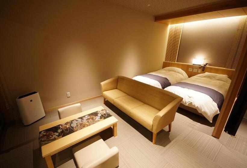 هتل 京ごはんと露天風呂の宿 ゆのはな 月や