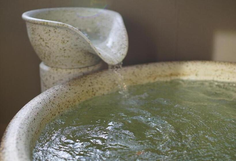 هتل 京ごはんと露天風呂の宿 ゆのはな 月や