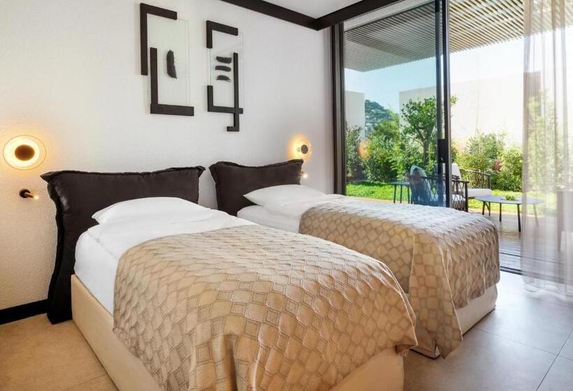 Hotel Caja By Maxx Royal