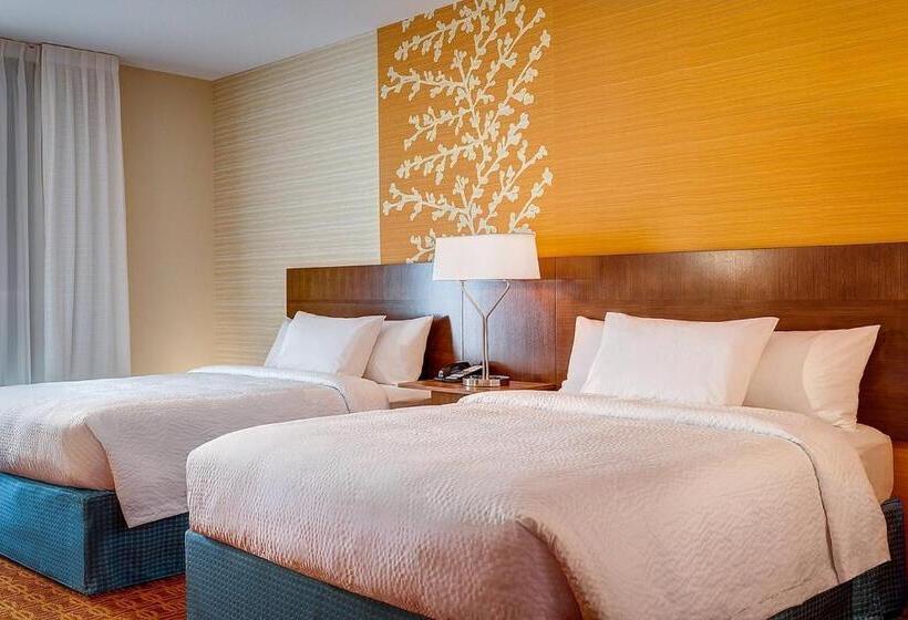 בית מלון כפרי Fairfield Inn & Suites   Crete