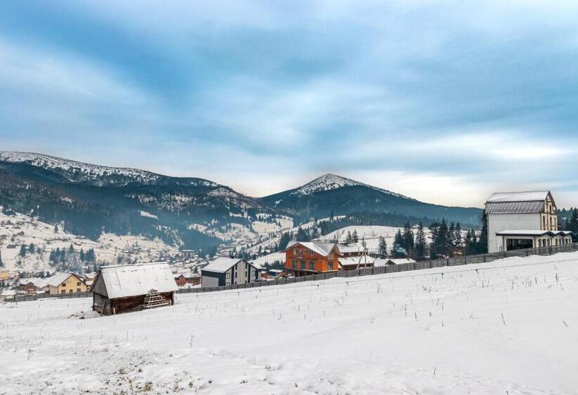 בית מלון כפרי Family Residence