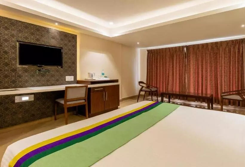ホテル Treebo Suvarna Comforts