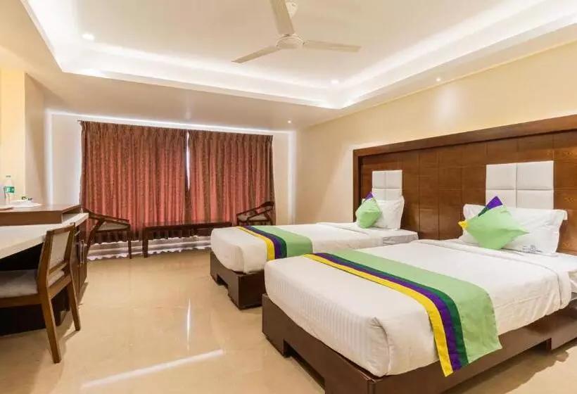 ホテル Treebo Suvarna Comforts
