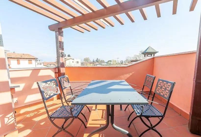 Lugana Resort & Sporting Club   Sermana Village