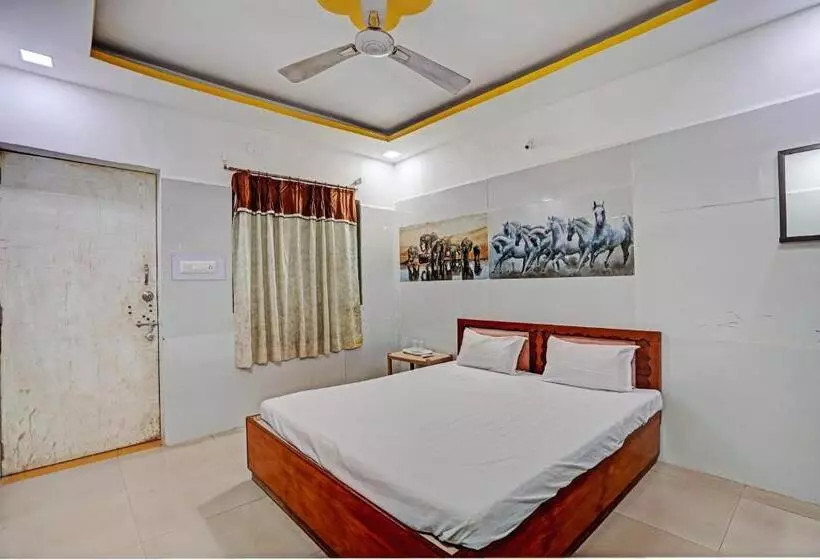 Oyo Hotel Surya Dev
