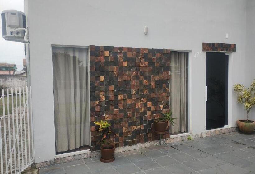 بنسيون Casa De Hóspedes Nos Carianos Perto Do Aeroporto