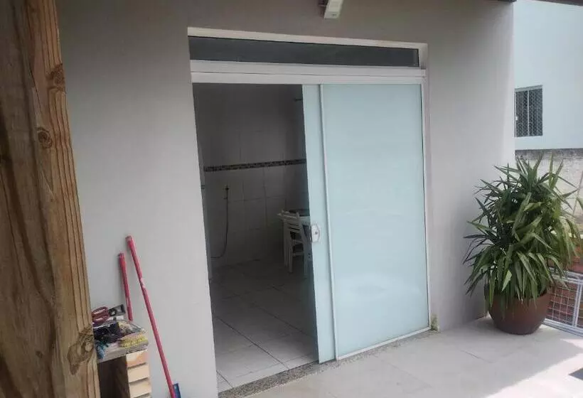 ペンション Casa De Hóspedes Nos Carianos Perto Do Aeroporto