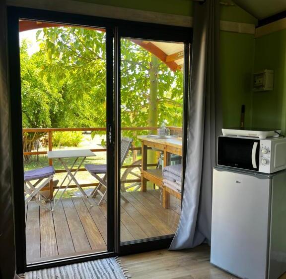 پانسیون Cheratof