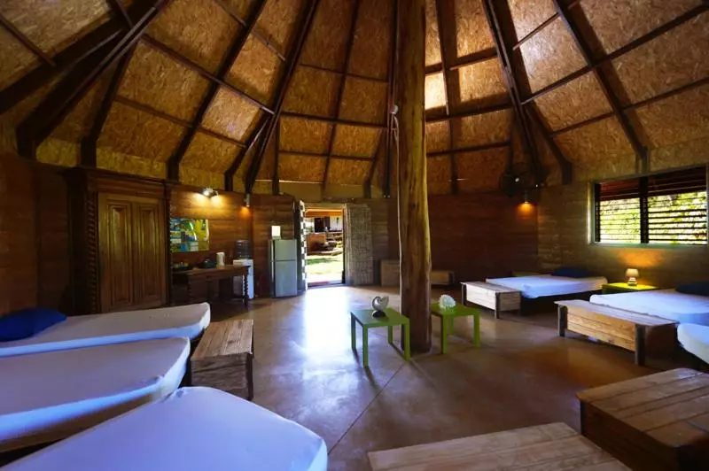 پانسیون Cheratof