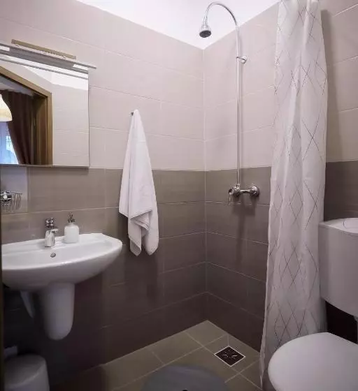 پانسیون East Station Comfort Plus