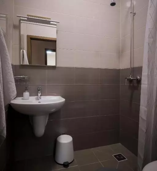 پانسیون East Station Comfort Plus