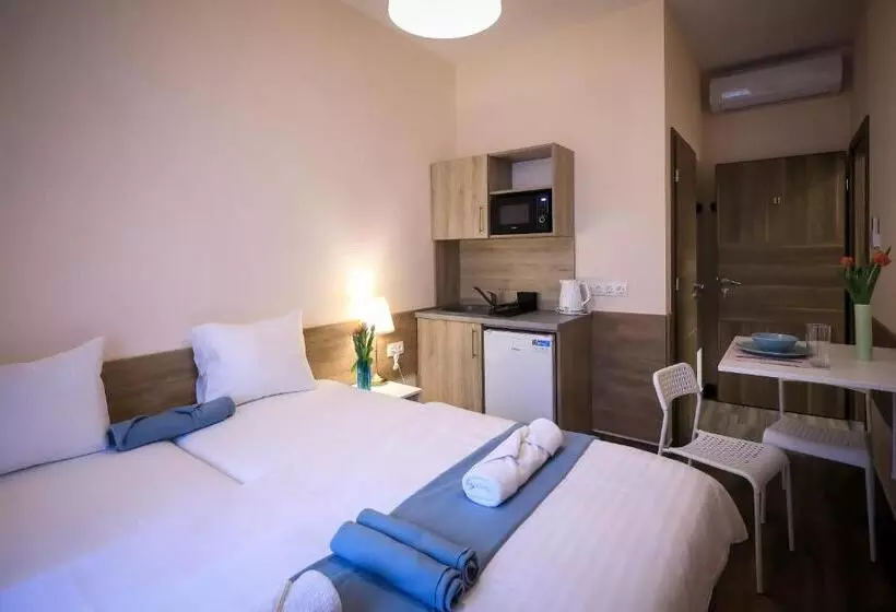 پانسیون East Station Comfort Plus