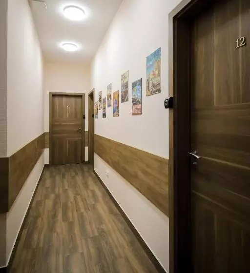 پانسیون East Station Comfort Plus