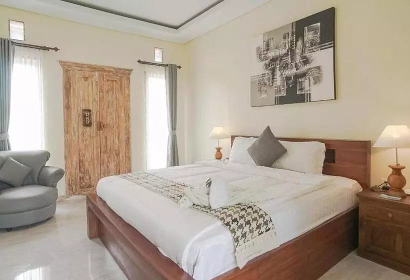 ペンション Giri Krisna Guest House