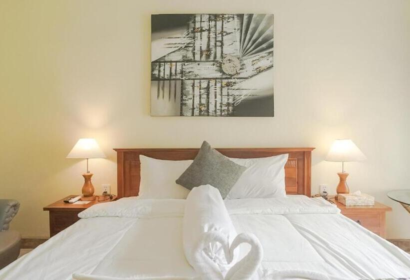 膳宿费 Giri Krisna Guest House