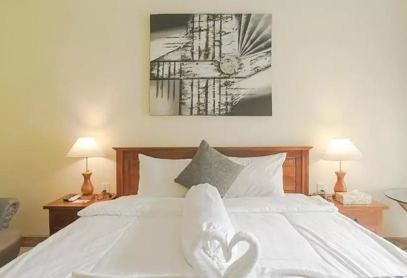 ペンション Giri Krisna Guest House