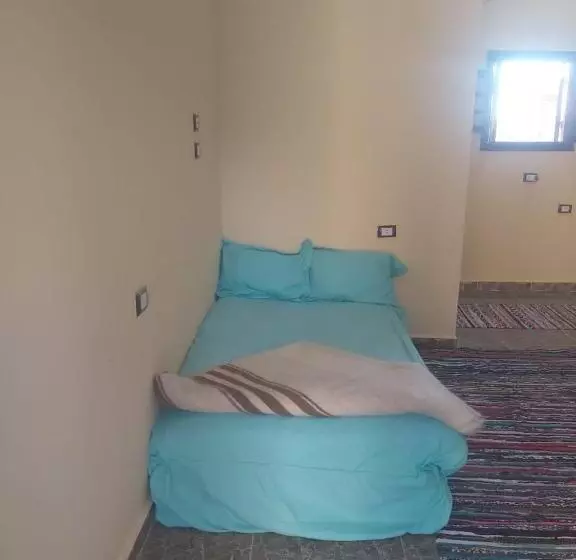 پانسیون Oum House