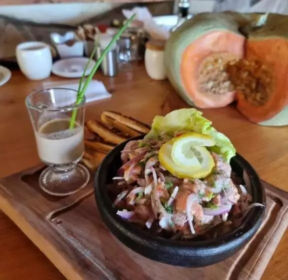 ユースホステル Harris Hotel Y Restaurante