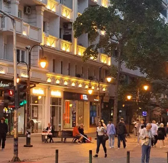 Alpi Hostel