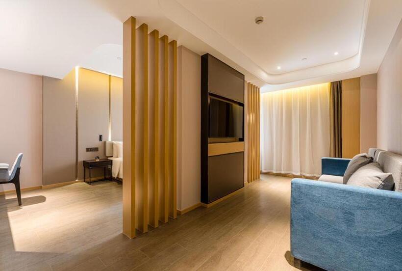 Atour Hotel Beijing Dahongmen Yintai