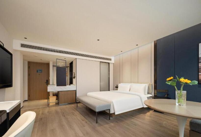 Atour Hotel Fuzhou Jinshan Aegean Sea