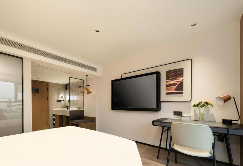 Atour Hotel Fuzhou Jinshan Aegean Sea