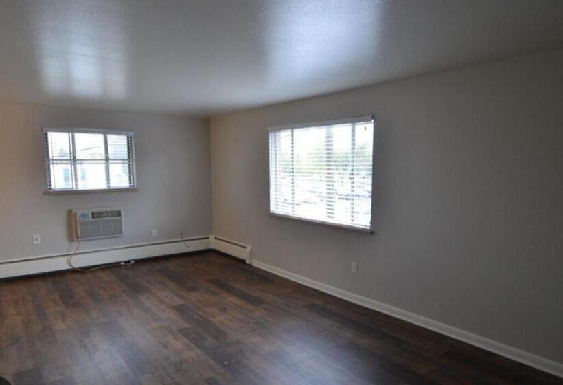 مبيت وإفطار Allison St Apartments