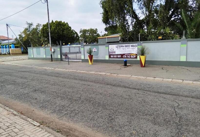 تختخواب و صبحانه Letsema Guest House Klerksdorp