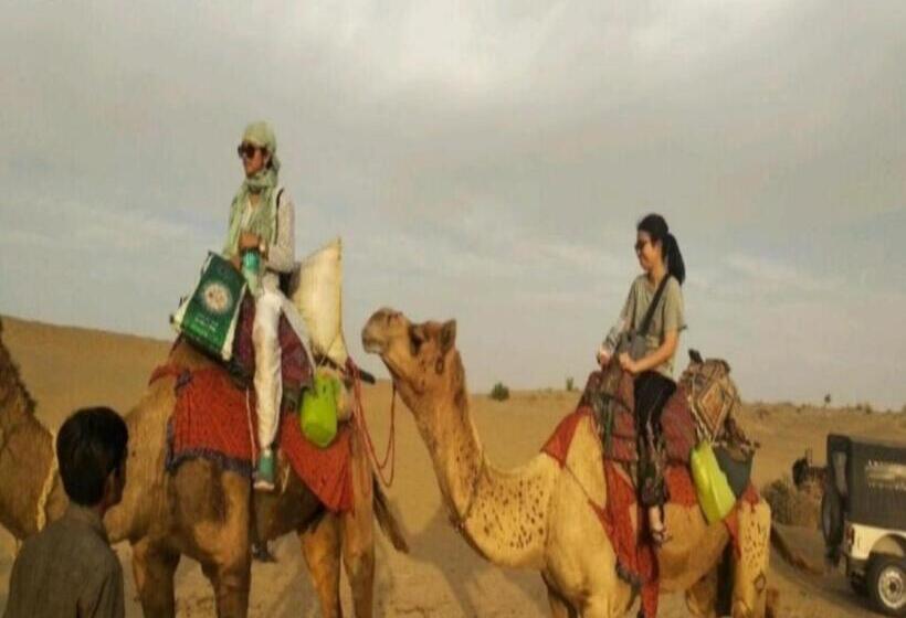 בית מלון כפרי Bluerose Desert Camp Safari