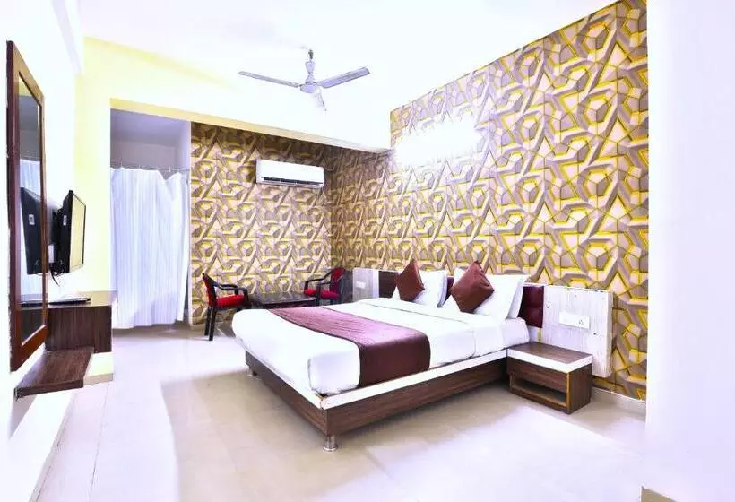ホテル Nilkanth,ahmedabad