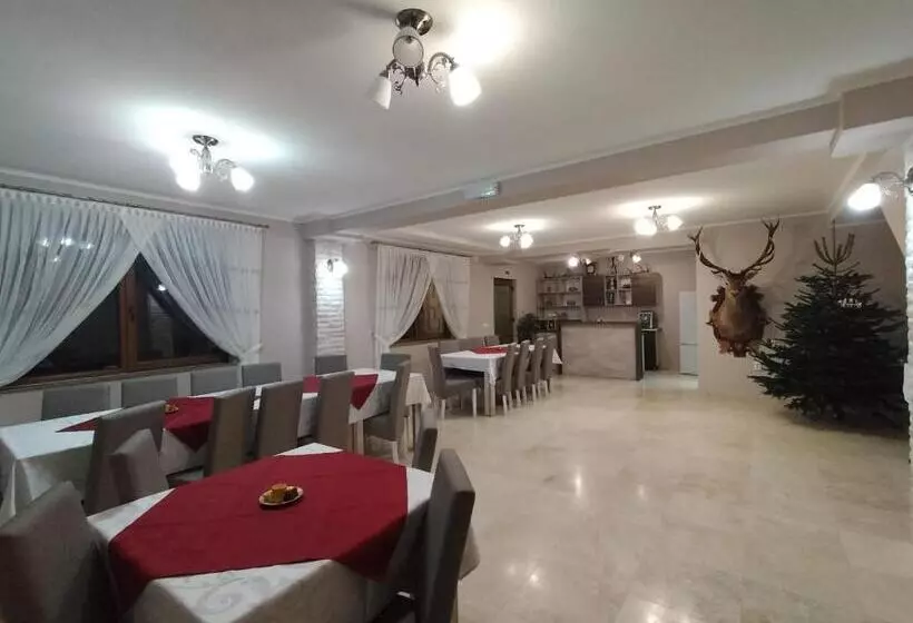 ペンション Casa Vânătorilor
