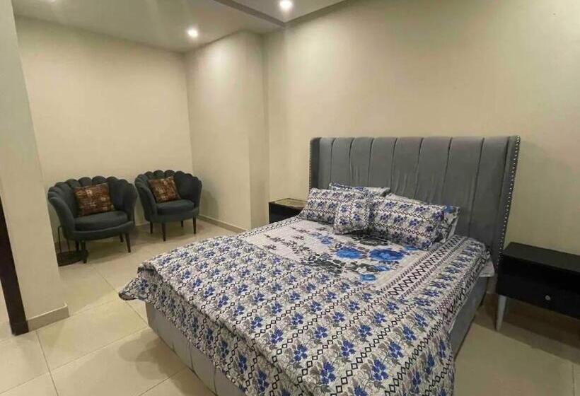 پانسیون Luxurious 2 Bedrooms In Voyage Executive Guesthouse