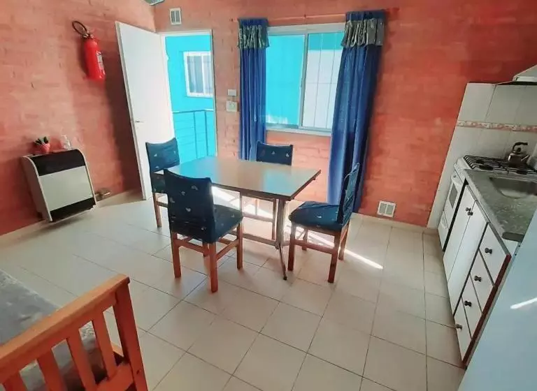 هاستل Casa Host Las Grutas