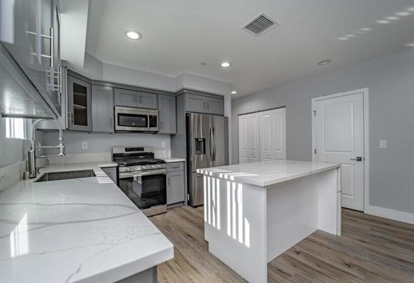 Hostel Green Homestay Address Changed