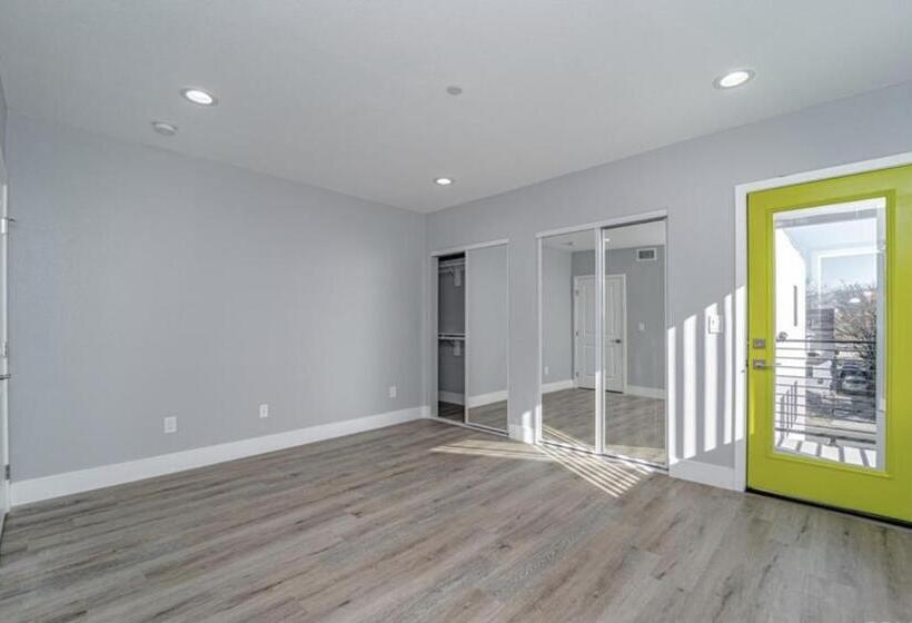 Hostel Green Homestay Address Changed