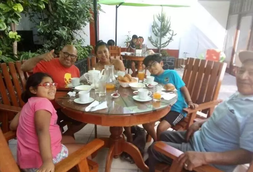 هاستل Hospedaje Fremiott
