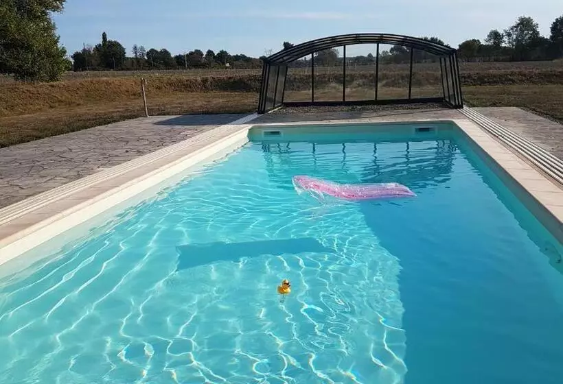 Retkeilymaja Meix Gagnard