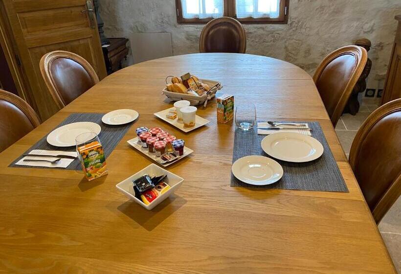 צימר La Maison Du Caillou