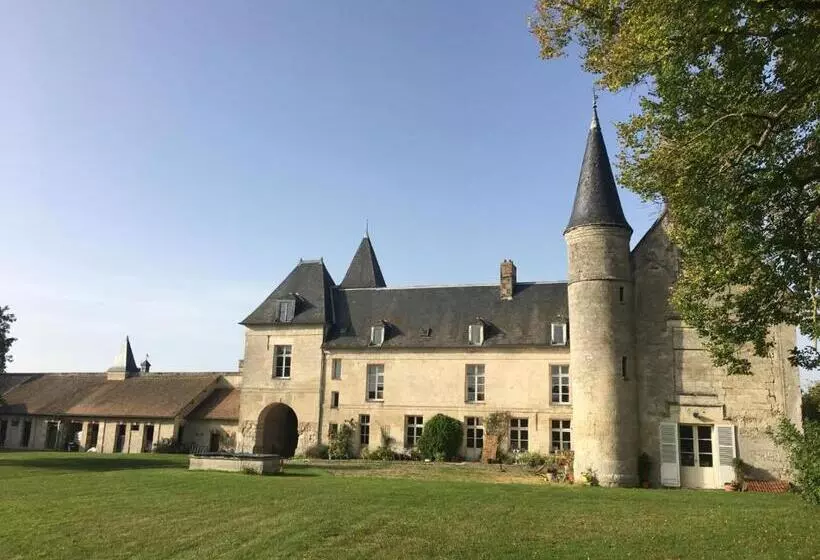 ベッドアンドブレックファースト Le Château De Coyolles
